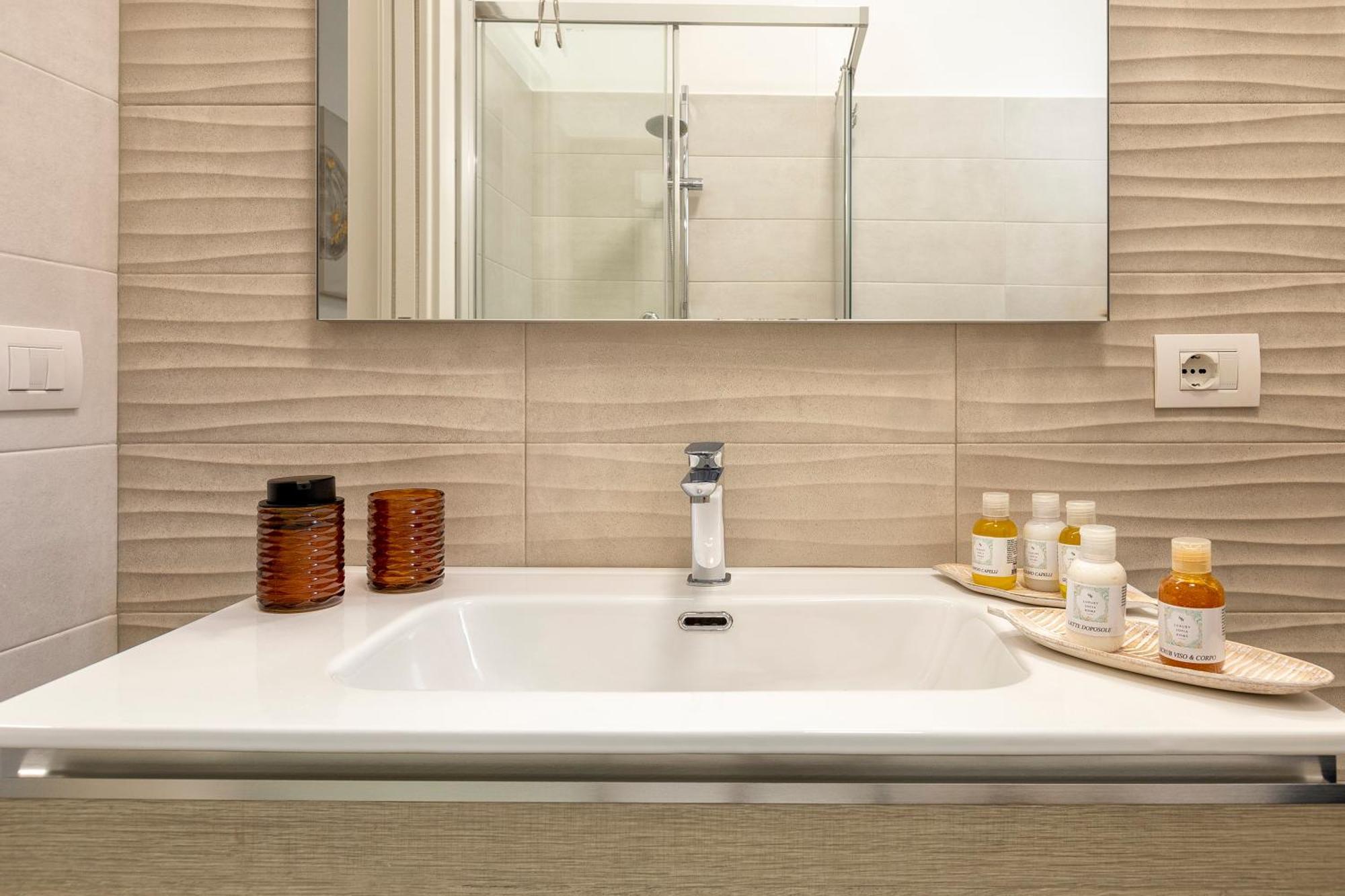 Luxury Sofia Home Алгеро Екстериор снимка